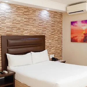 Bayside 100 Pixley Kaseme Street 3* Durban