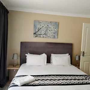 Prime Bed & Breakfast 2*