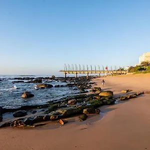Gorgeous One Bedroom Oceans Apartment Durban