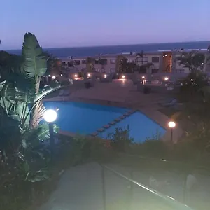 Apartment Surfside Front *