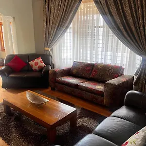 Monmouth House, Musgrave Holiday home *