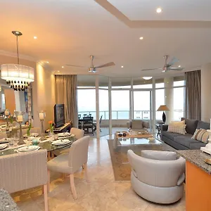 703 Oyster Schelles - By In Umhlanga Apartment *