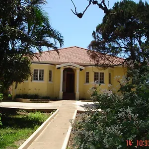 The Crescent - Bnb/self Catering Konukevi