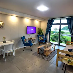 At The Point - Beauitful Bliss Apartment Durban