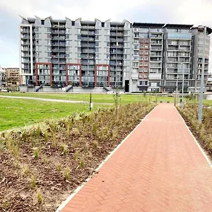 Quayside 606 Point Apartment *