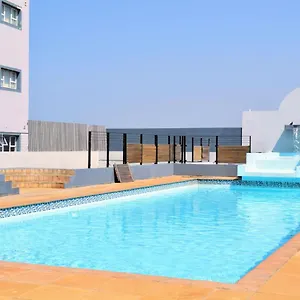 Exquisite Emerald King Size 2 Bed Apartment