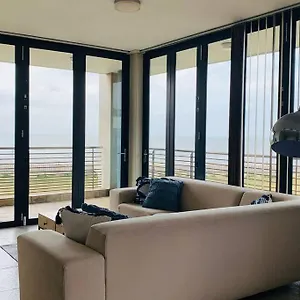 Apartment Luxurious Seaview Three Bedroom *
