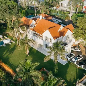Essenwood House Gæstehus 4*