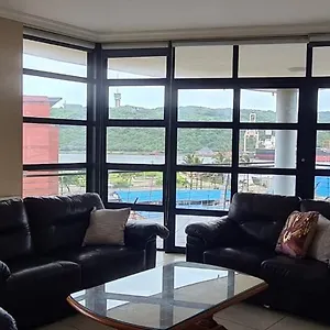 39 Harbour View *