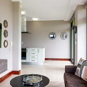 Stylish Marina Bay 102 In Umhlanga Ridge Apartment