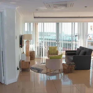 The Sails Penthouse With Exclusive Rooftop Pool