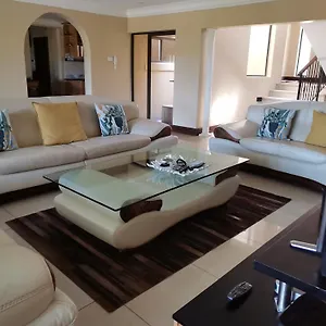 Spacious Perfect Relaxation In The Heart Of Umhlanga Homestay *