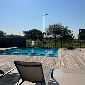 Umhlanga Modern Nest Apartment *