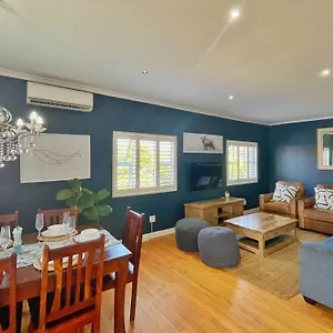 North Breeze Retreats