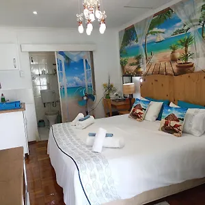 Queensburgh Or Self Catering