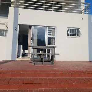 La Lucia Beach Guest house Durban