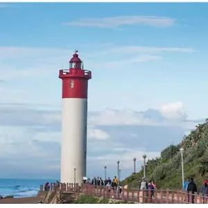 Umhlanga Lagoon Drive Sea Facing Unit *