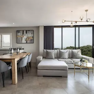 Executive 3 Bed In Location W Infinity Pool *