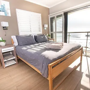 604 Bermudas Umhlanga Rocks Apartment *
