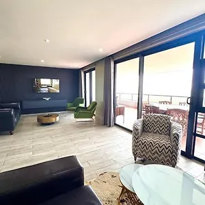 Front - Spacious 6 Sleeper Across Ushaka Apartment Durban
