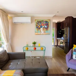 Homestay Ekuthuleni Modern Christian With Seaview *