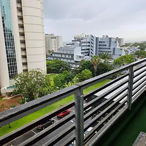 Lighthouse 2 Bed Balcony * Durban