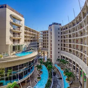 Apartment Sea Side At The Sails