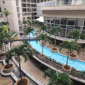 Cosy 1 Bedroom Msc View Apartment *
