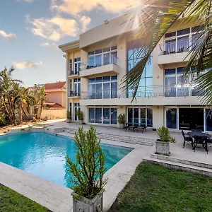 Self-catering At Ocean Breeze Durban