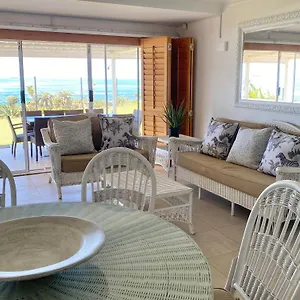 2 Glitter Bay 3 Bedroom Beachfront Sea Views *