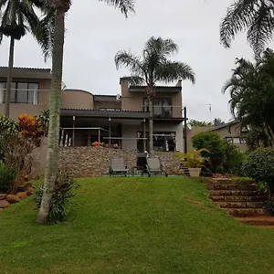 Guest house 32 On Mendoza