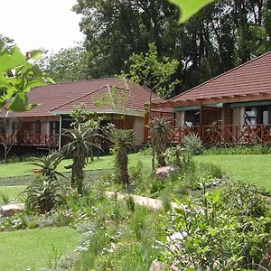 Makaranga Lodge *